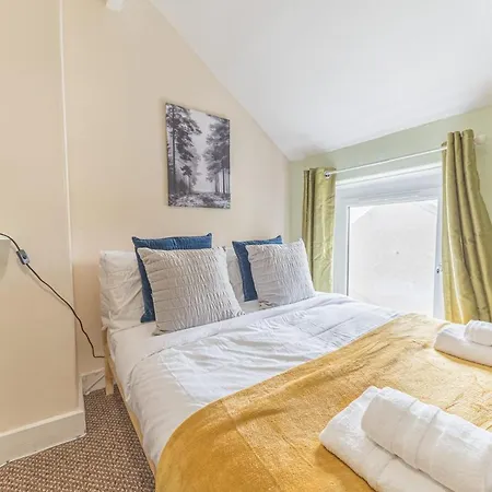 Central Location 5 Private Ensuite Bedrooms Great For Work Or Play Hébergement de vacances