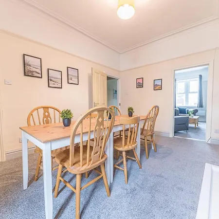 Hébergement de vacances Central Location 5 Private Ensuite Bedrooms Great For Work Or Play