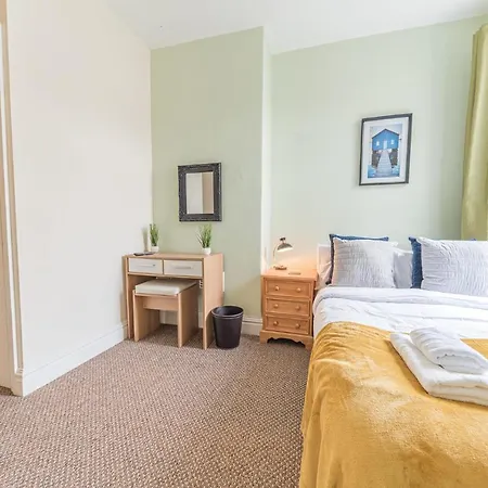 Hébergement de vacances Central Location 5 Private Ensuite Bedrooms Great For Work Or Play *