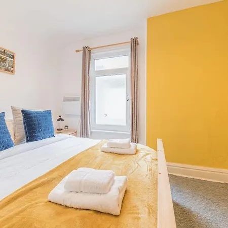 Hébergement de vacances Central Location 5 Private Ensuite Bedrooms Great For Work Or Play Workington