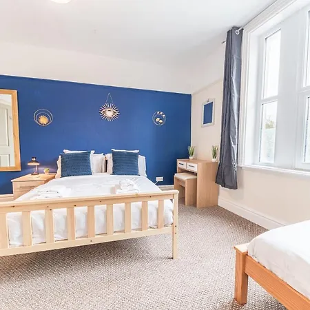 Vakantiehuis Central Location 5 Private Ensuite Bedrooms Great For Work Or Play